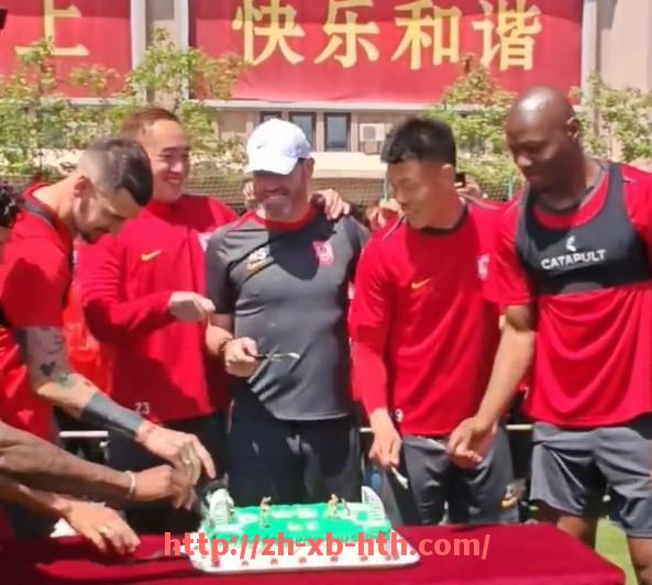 华体会hth-火箭队与76人精彩回放视频:恩比德与哈登对决